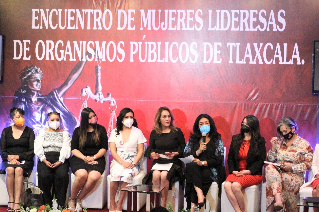 Participa Presidenta del TSJE en encuentro de lideresas de Organismos Públicos Autónomos